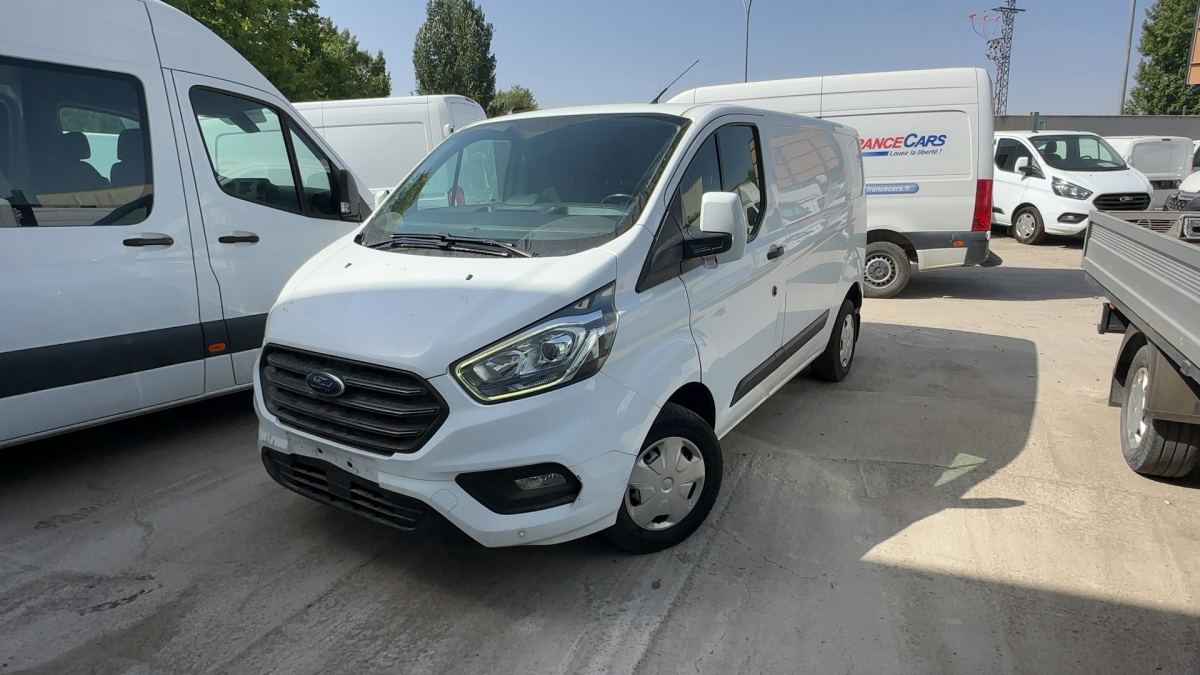 Foto 18 de FORD TRANSIT CUSTOM 2022 en venta en CSV Motor VALDEFUENTES