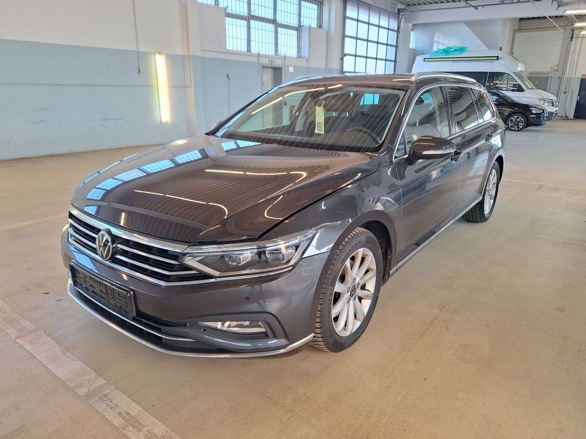 Foto 4 de VOLKSWAGEN PASSAT 2024 en venta en CSV Motor VALDEFUENTES