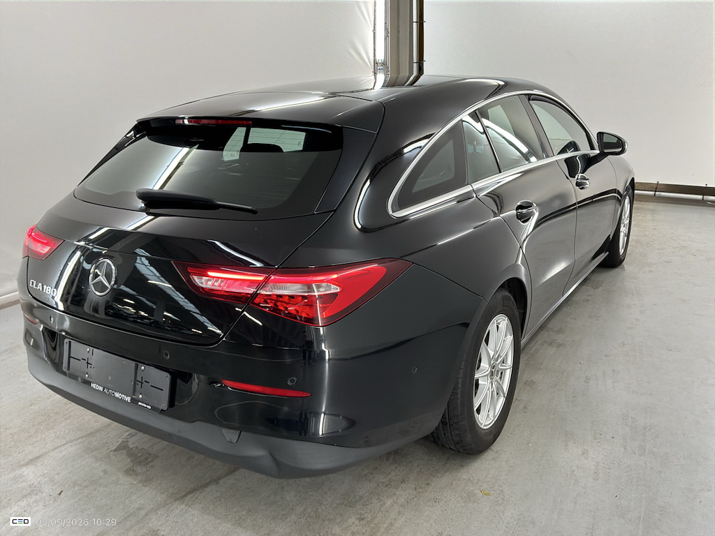 MERCEDES-BENZ CLA 1.3 CLA 180 136 BUSINESS SOLUTION ESSENTIAL FAMILIAR