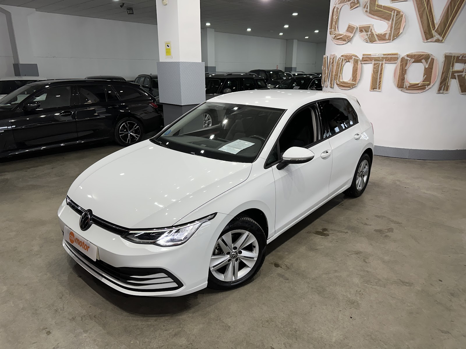 Salpicadero de Volkswagen Golf 2022 · foto real CSV Motor