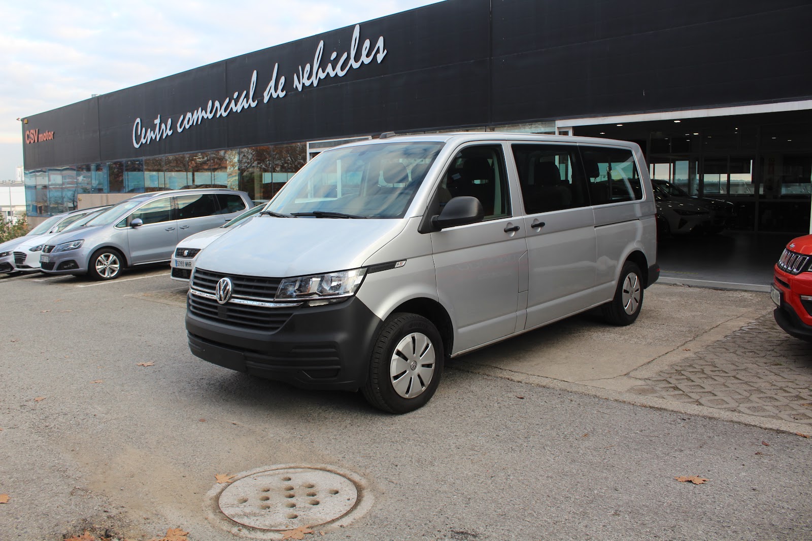 VOLKSWAGEN TRANSPORTER 2.0 TDI 110 COMBI L2