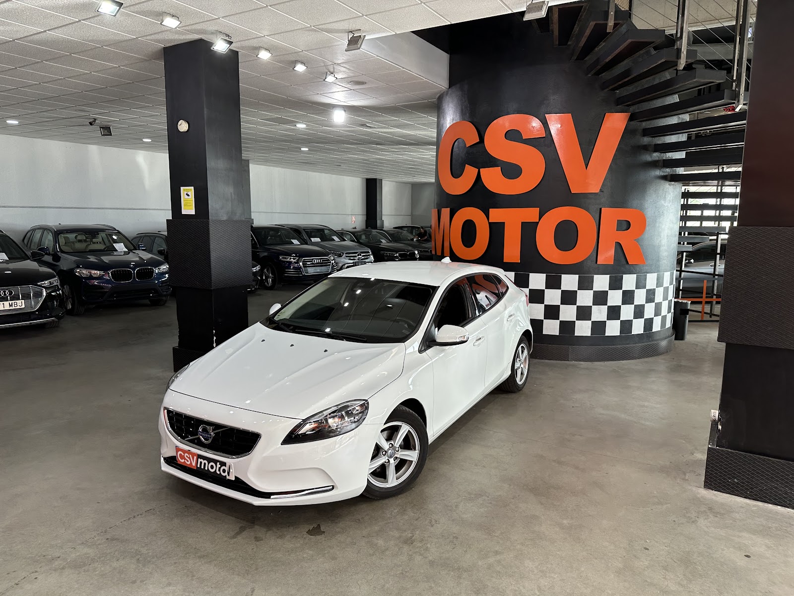 VOLVO V40 1.6 115 D2