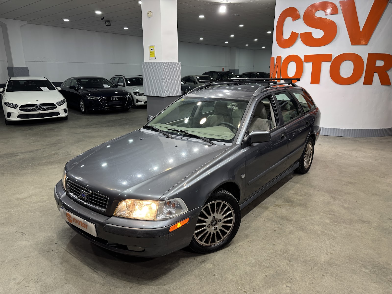 VOLVO V40 1.6 16V 109