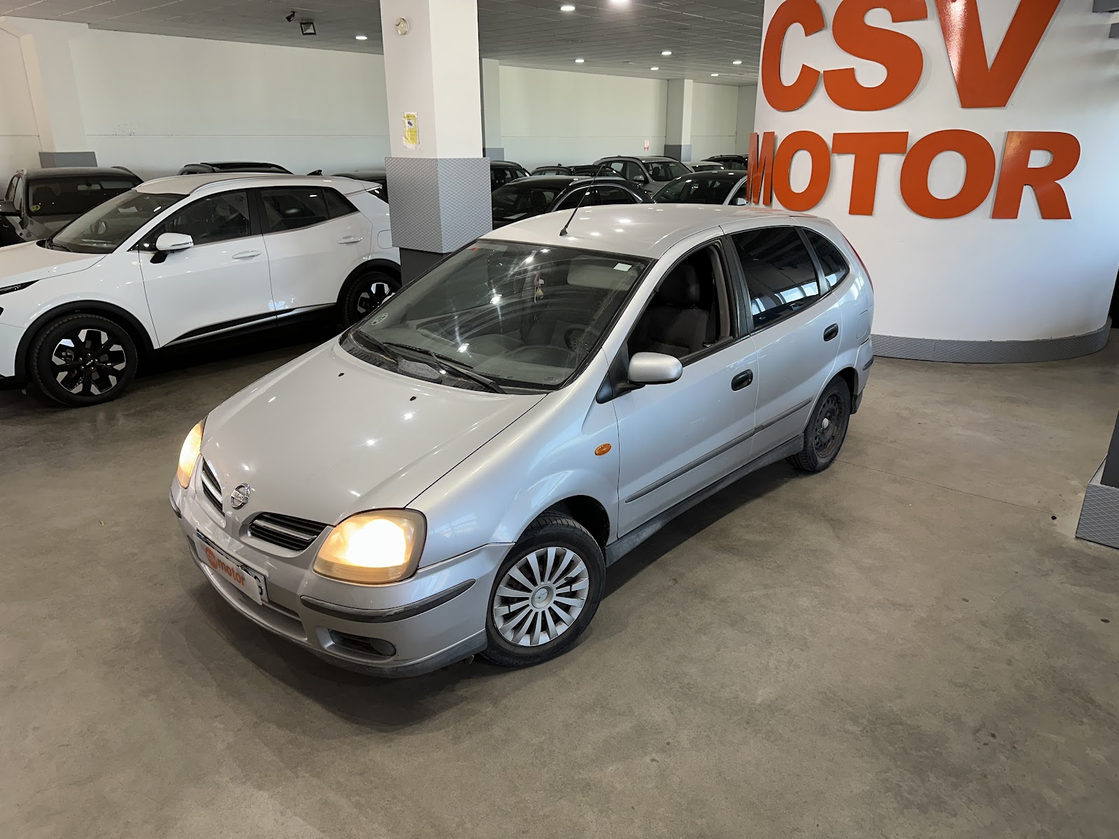 Nissan Tino 1.8 entregado por CSV Motor en Valdefuentes