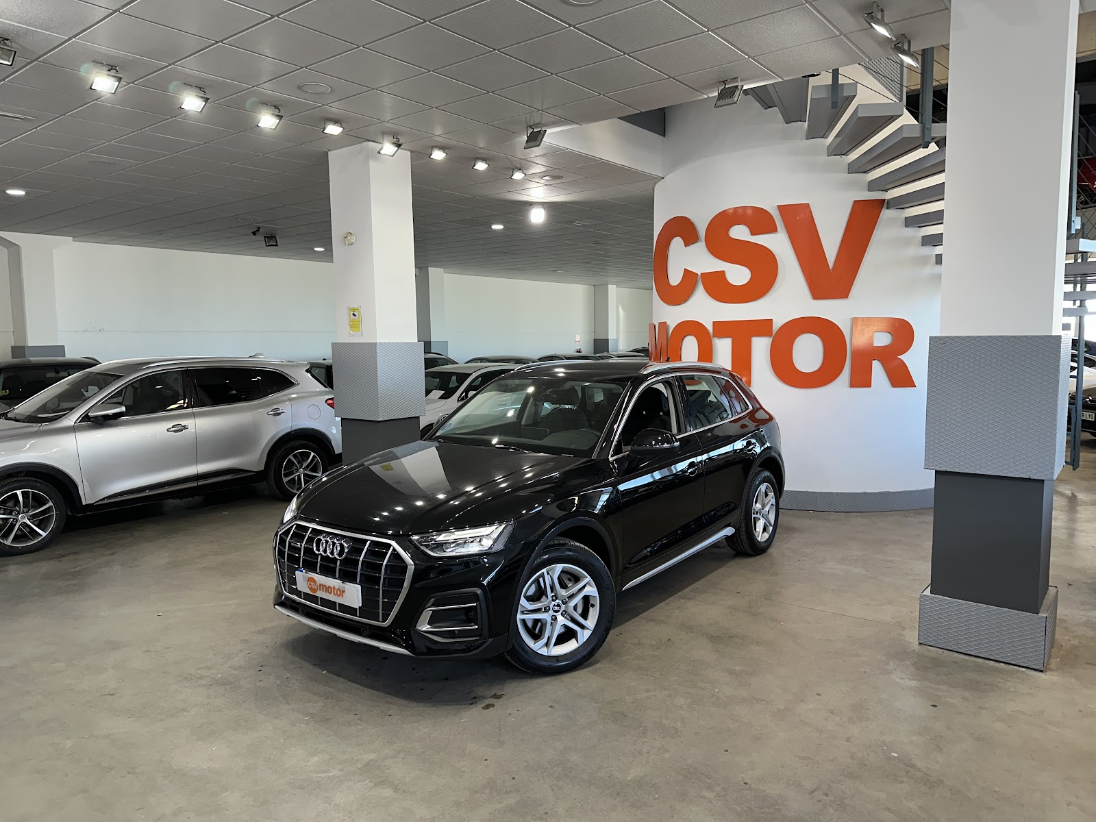 Interior de Audi Q5 2021 · foto real CSV Motor