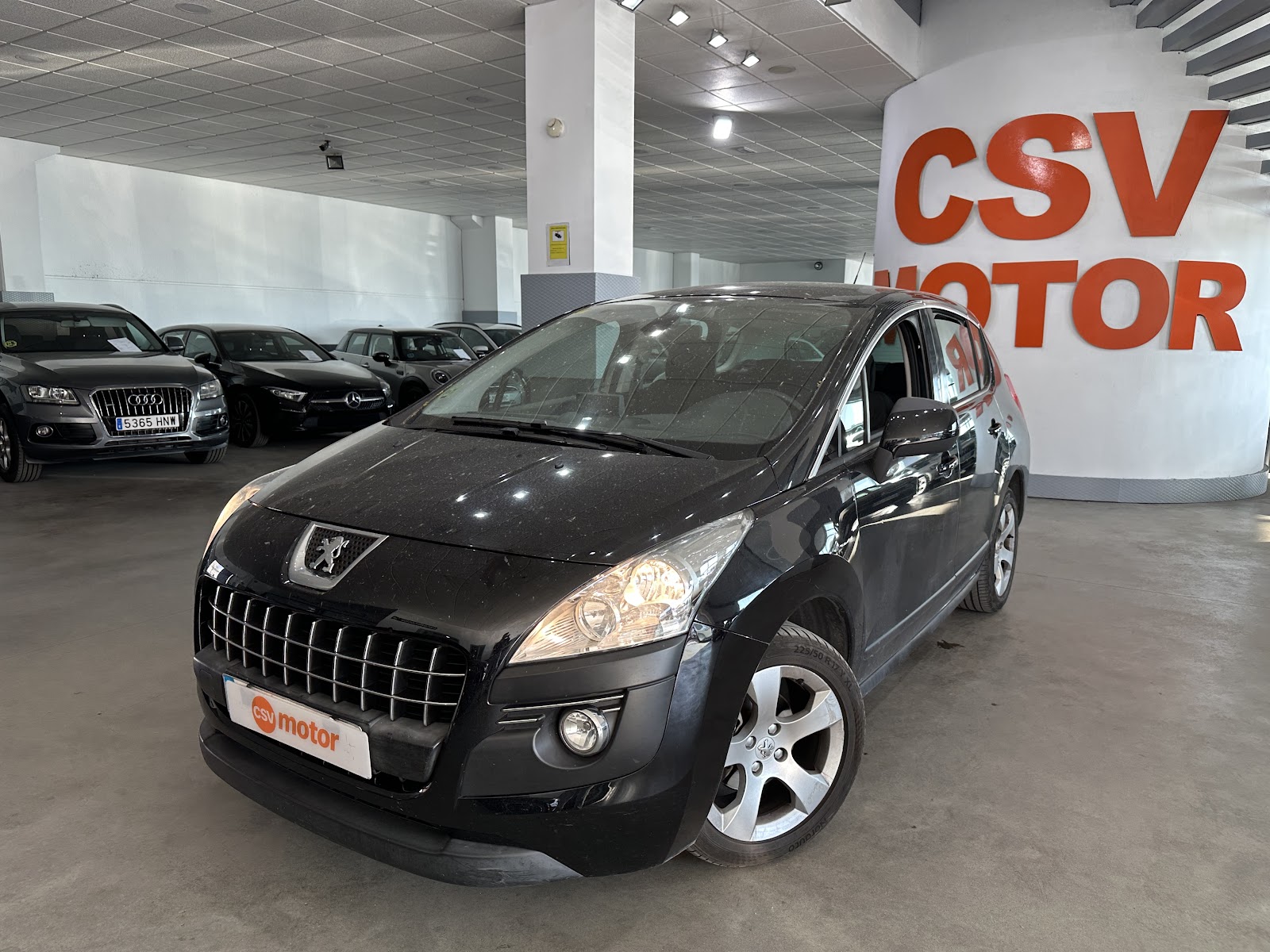 Peugeot 3008 1.6 Hdi 110Cv 5P entregado por CSV Motor en Valdefuentes