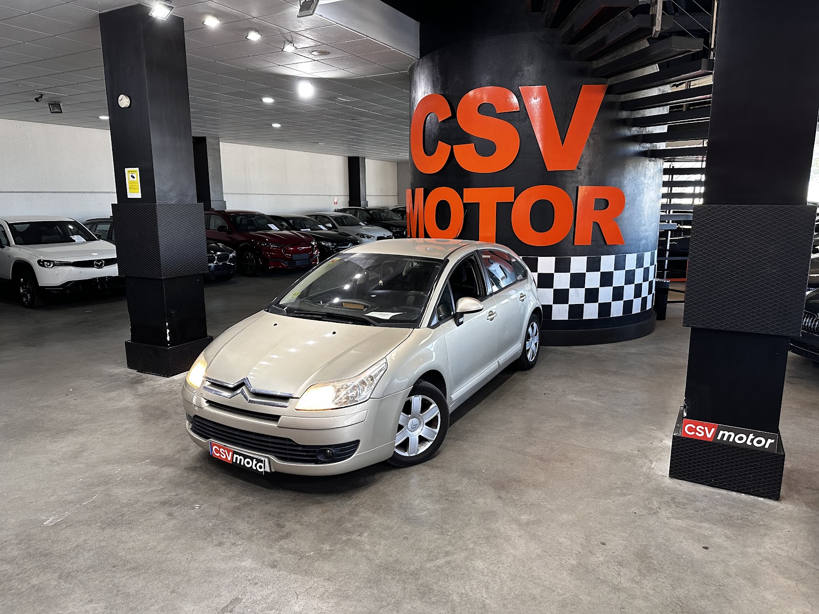 Citroen C4 1.6Hdi 92Cv Collection entregado por CSV Motor en Valdefuentes