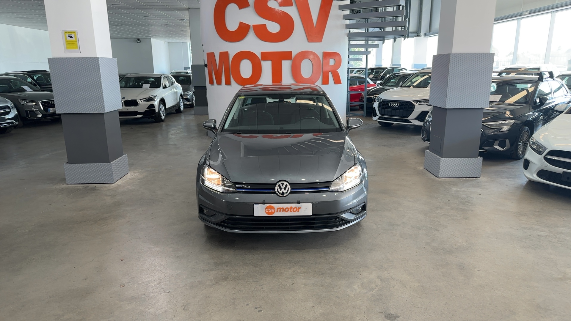 Volkswagen Golf 1.5 Tsi Evo 130 Last Edition Compacto entregado por CSV Motor en Valdefuentes