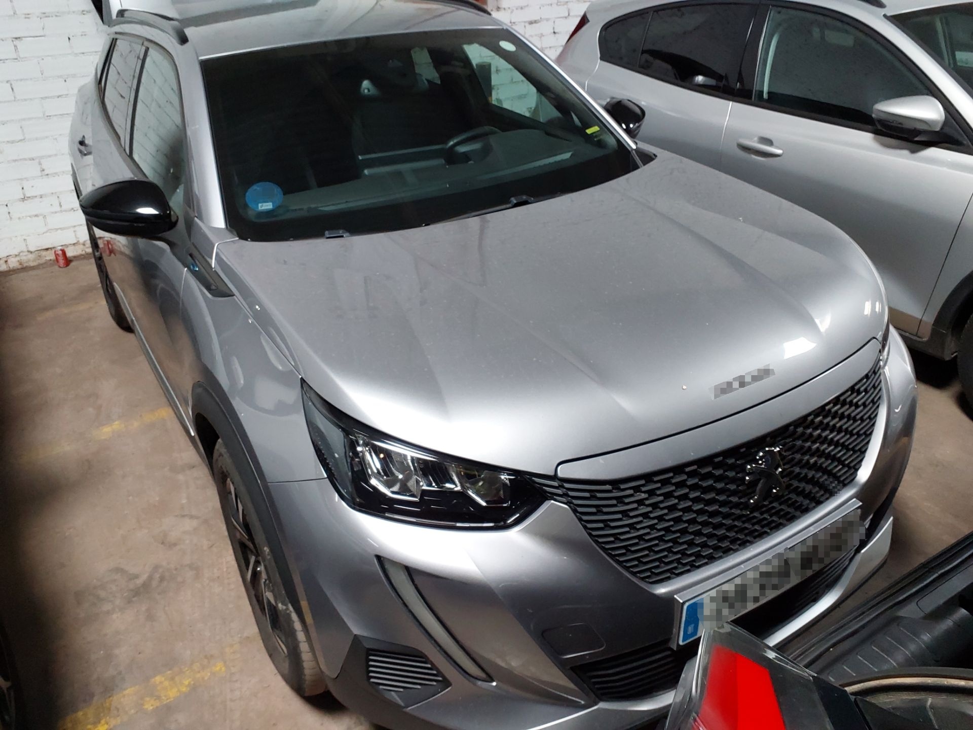 PEUGEOT 2008 E-2008 136 ALLURE