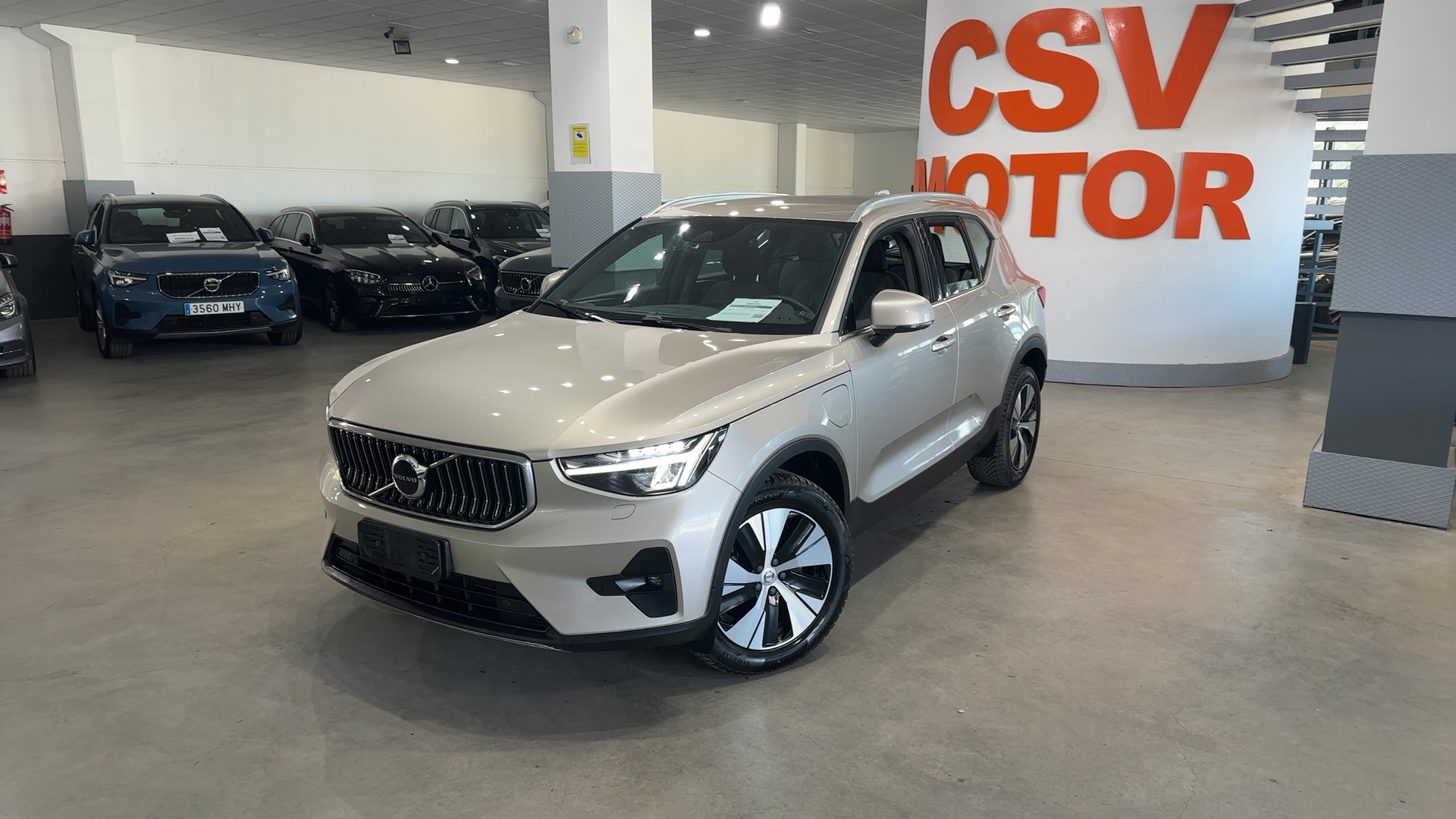 VOLVO XC40 1.5 T5 RECHARGE PHEV ULTIMAT BRIGHT AUTO