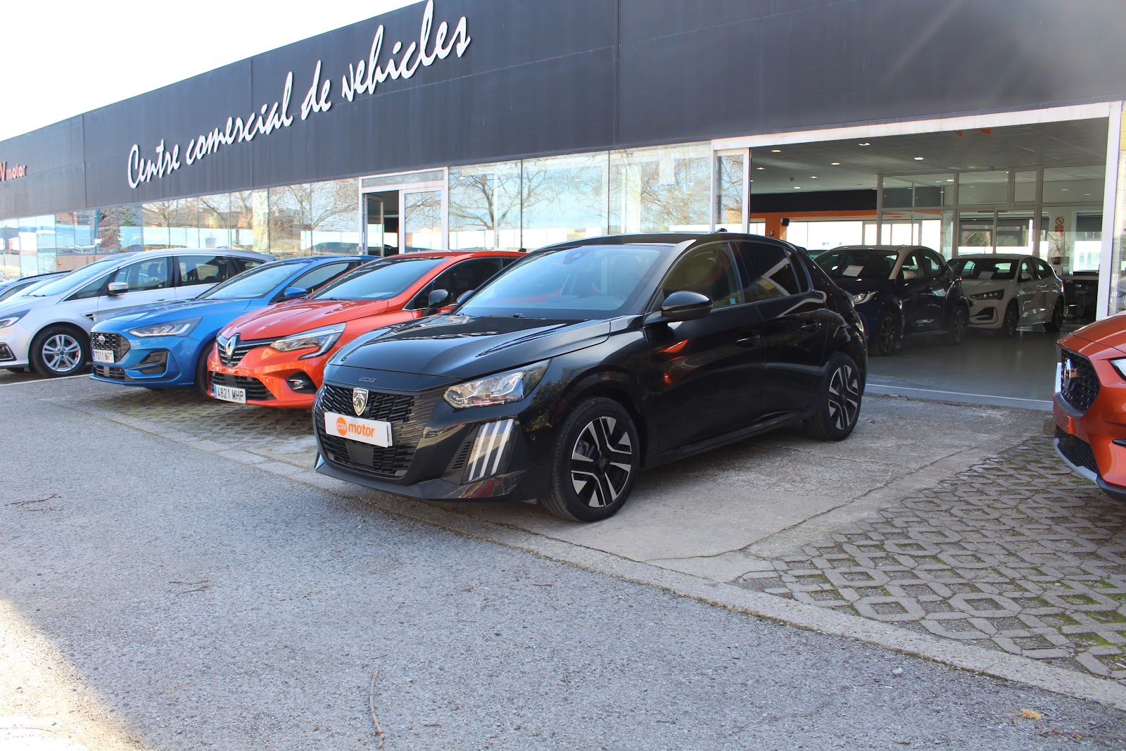 Interior de Peugeot 208 2025 · foto real CSV Motor