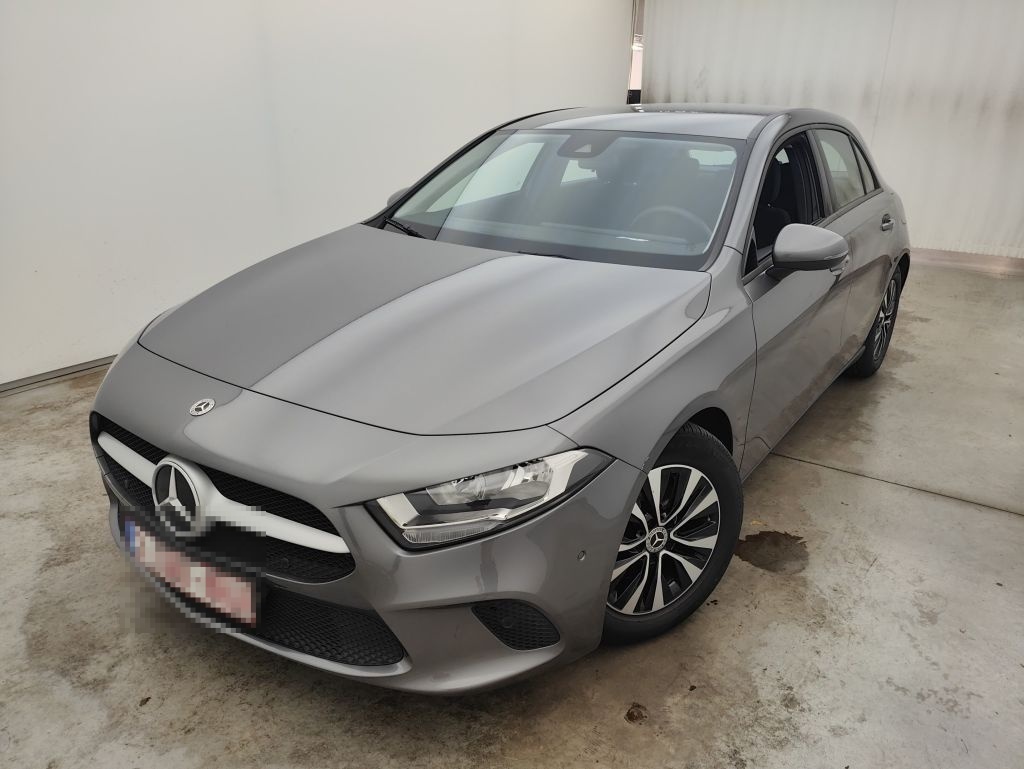 Foto 1 de Mercedes-Benz Clase A 2022 en venta en CSV Motor VALDEFUENTES · color Gris