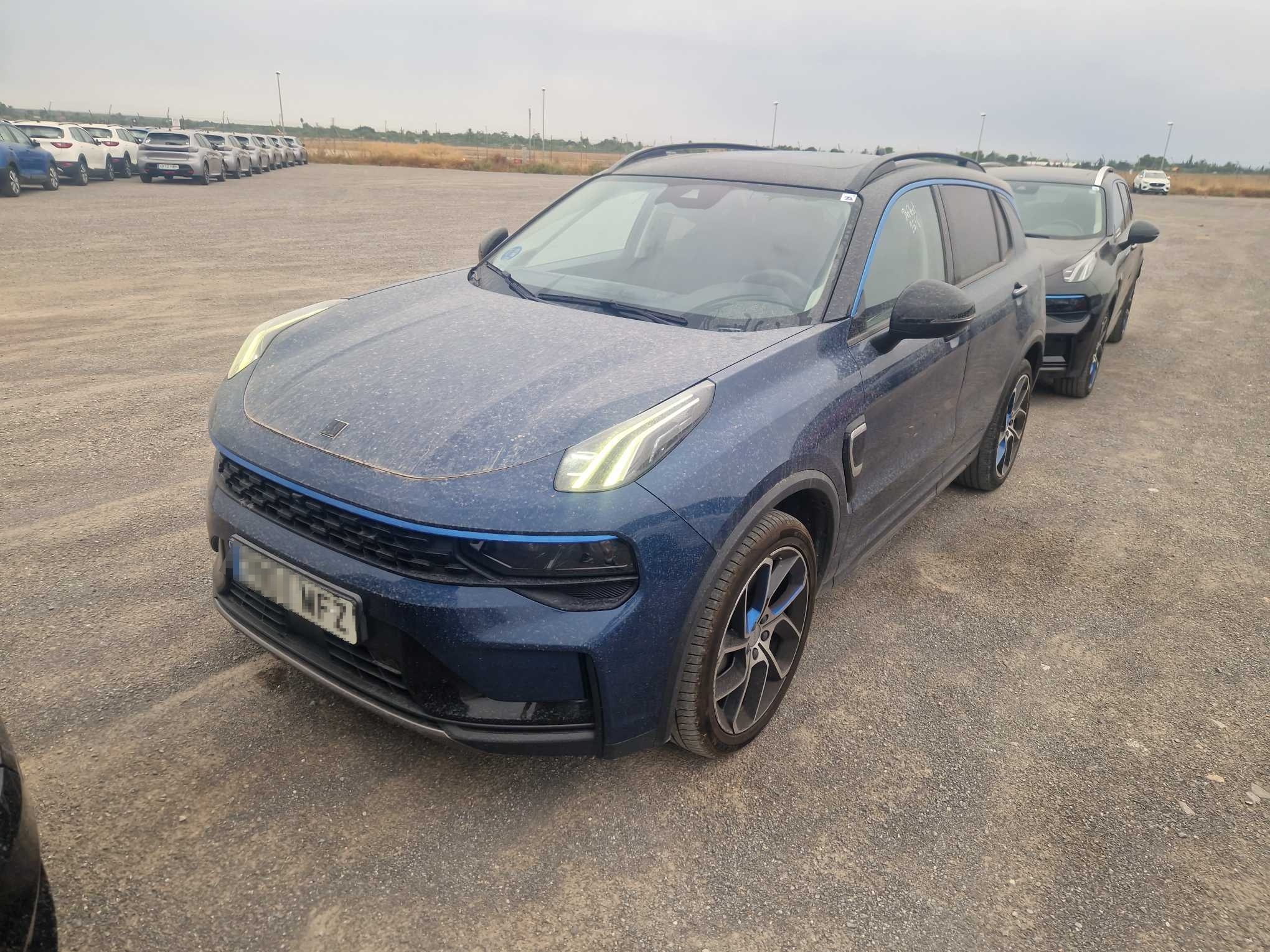 LYNK&CO 01
