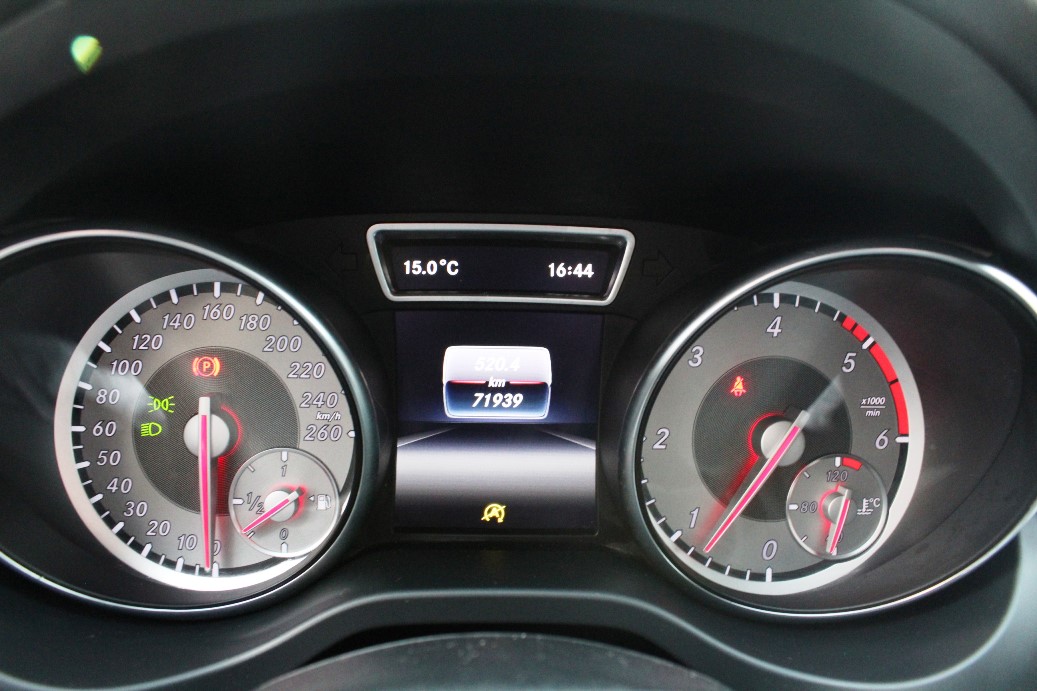 Foto 13 de MERCEDES CLA 2015 en venta en CSV Motor VALDEFUENTES