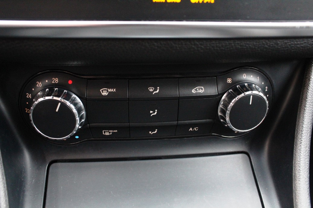 Foto 19 de MERCEDES CLA 2015 en venta en CSV Motor VALDEFUENTES