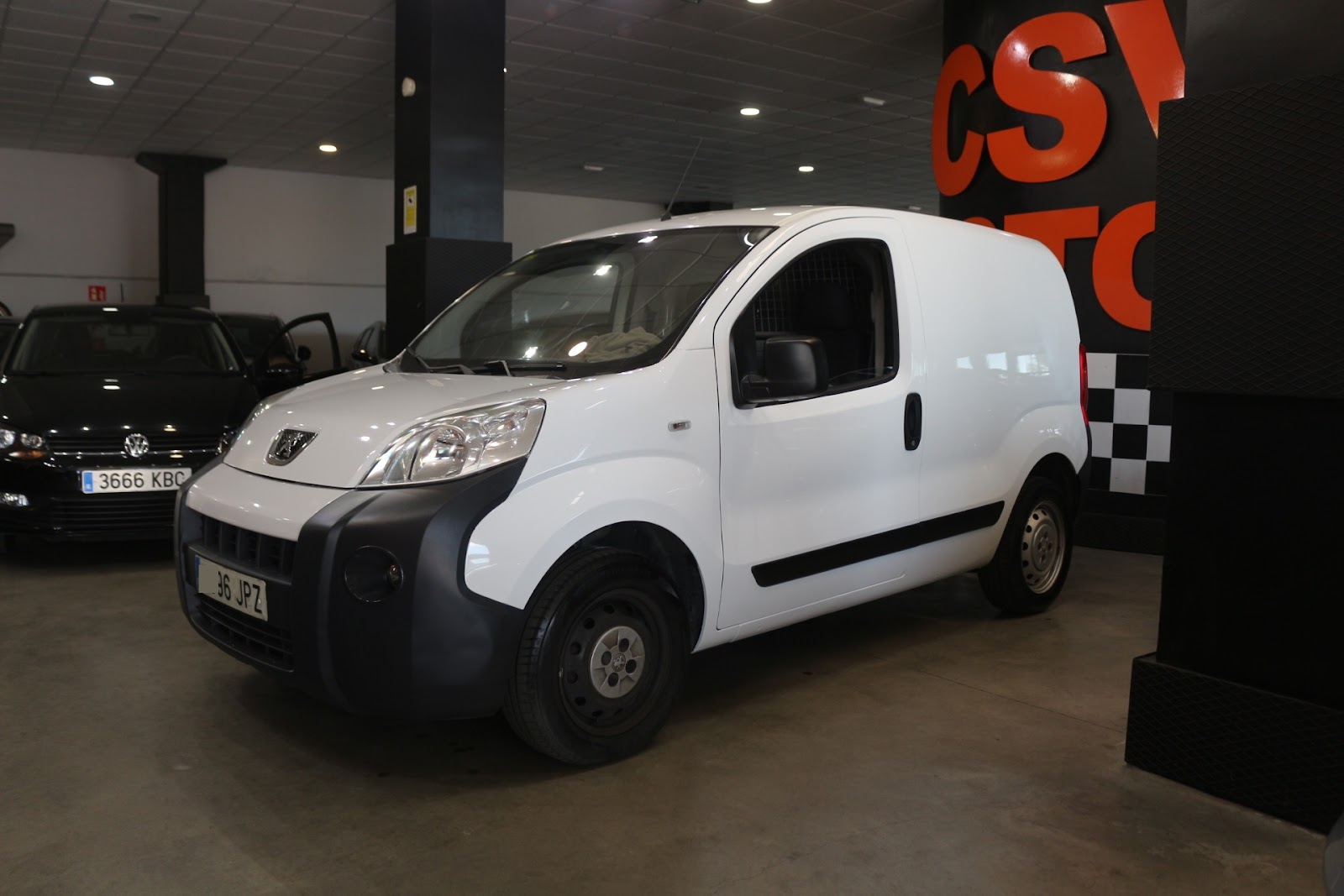 Foto 2 de PEUGEOT BIPPER 2016 en venta en CSV Motor VALDEFUENTES