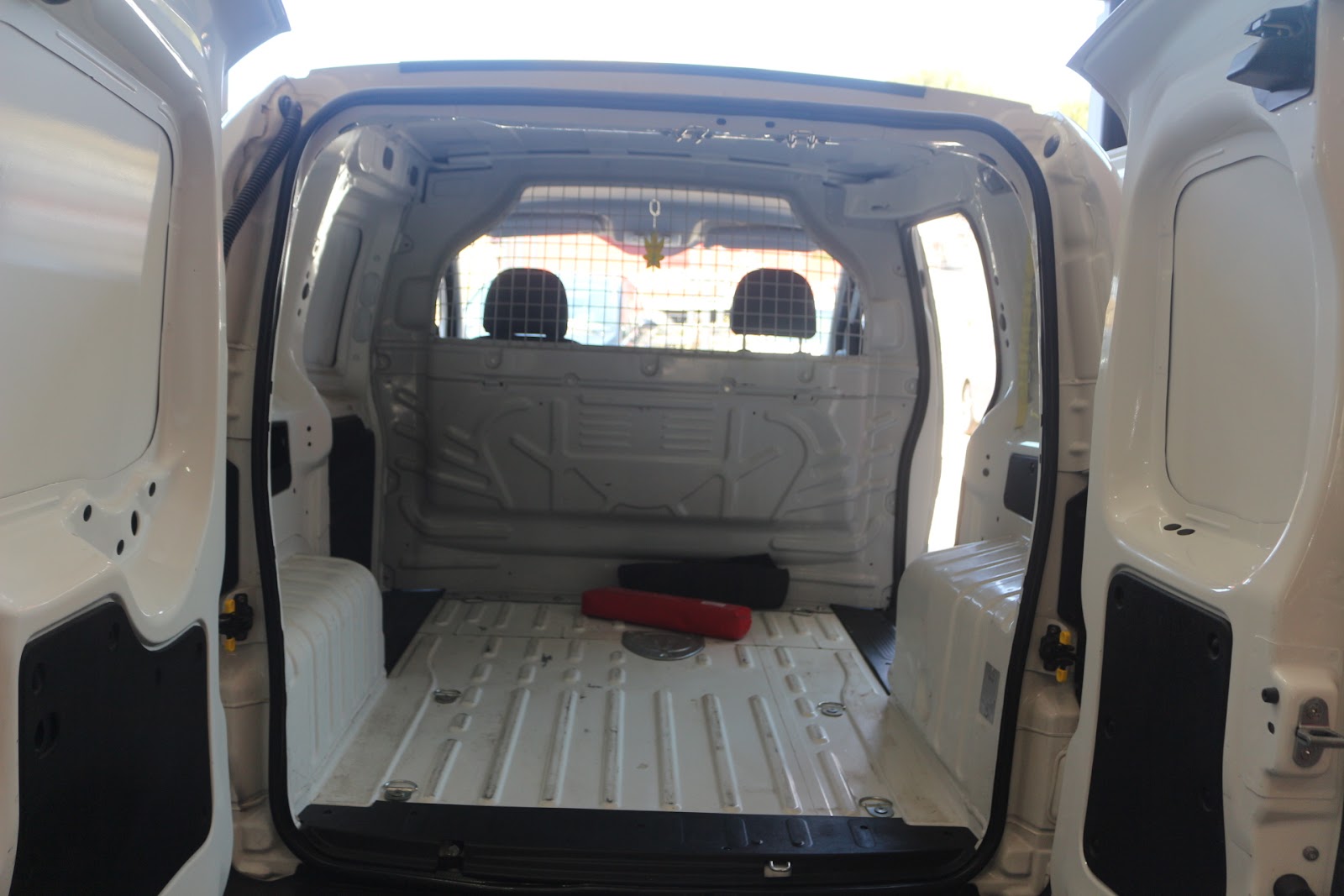 Foto 18 de PEUGEOT BIPPER 2016 en venta en CSV Motor VALDEFUENTES