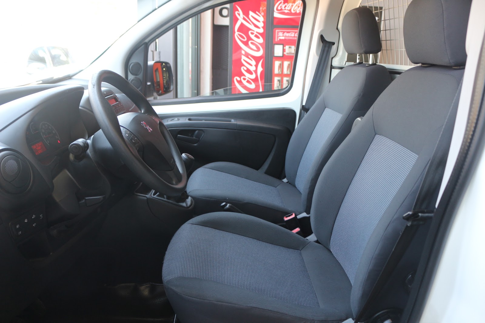 Foto 6 de PEUGEOT BIPPER 2016 en venta en CSV Motor VALDEFUENTES