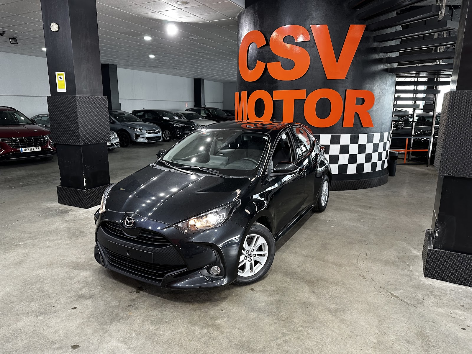 Foto 21 de Mazda 2 2023 en venta en CSV Motor VALDEFUENTES · color Negro Metalizado