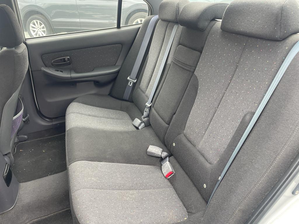 Foto 2 de Hyundai Elantra 2004 en venta en CSV Motor
