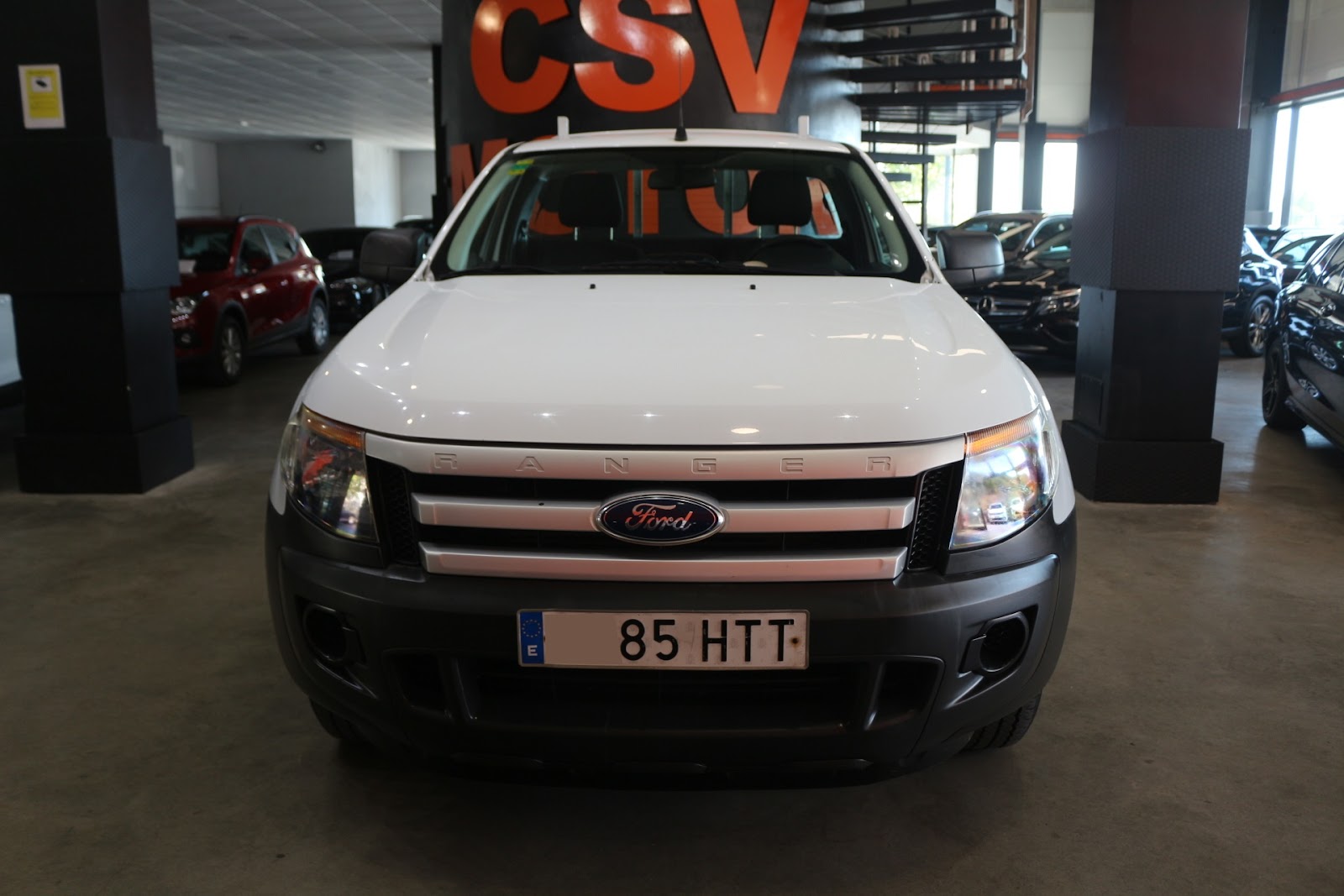 Foto 2 de FORD RANGER 2013 en venta en CSV Motor VALDEFUENTES