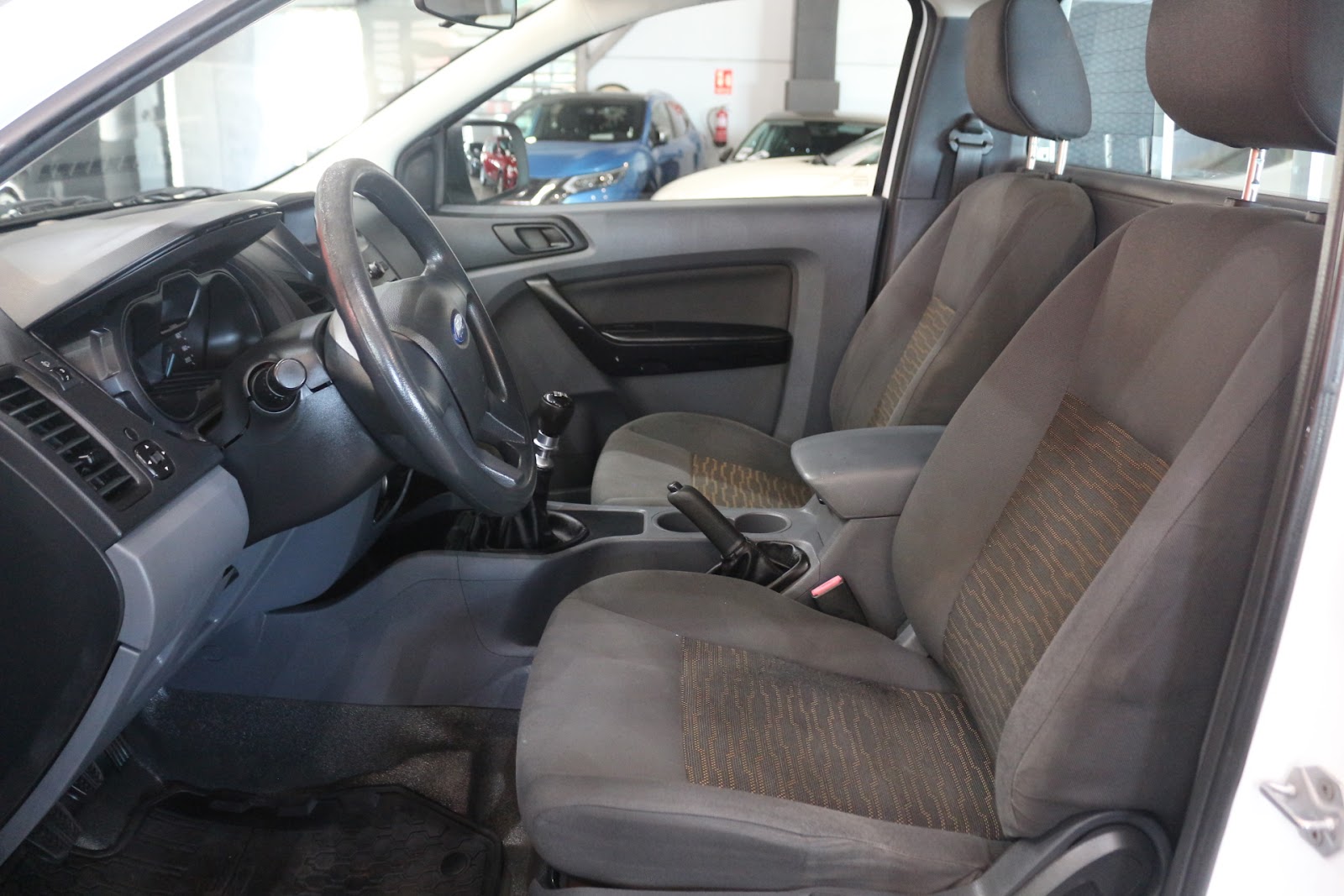 Foto 6 de FORD RANGER 2013 en venta en CSV Motor VALDEFUENTES