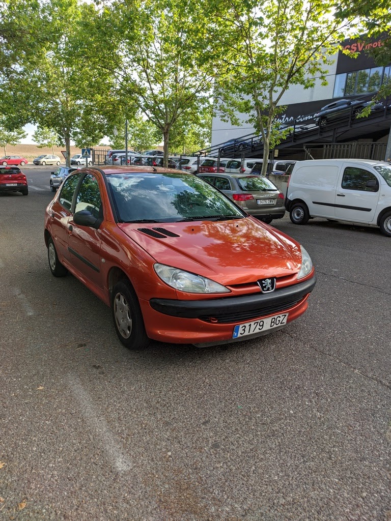 Foto 2 de PEUGEOT 206 2001 en venta en CSV Motor VALDEFUENTES