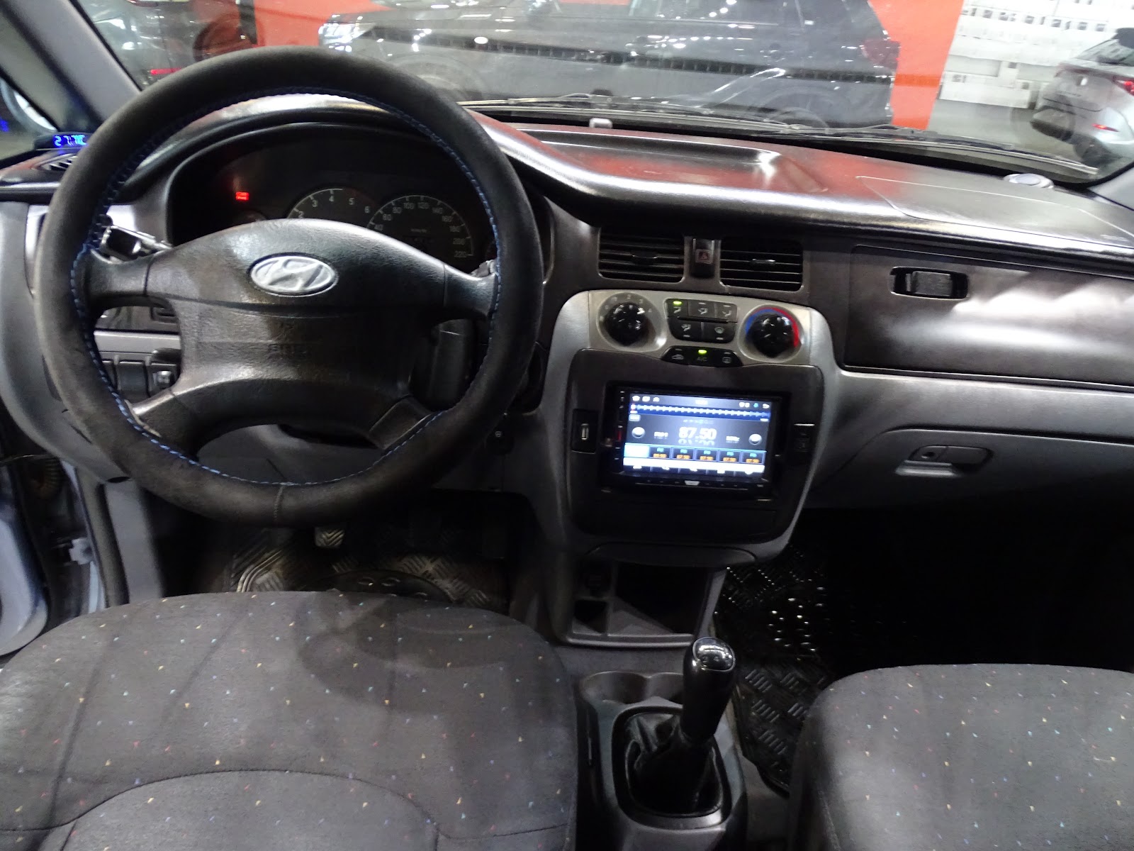Foto 8 de HYUNDAI TRAJET 2023 en venta en CSV Motor VALDEFUENTES