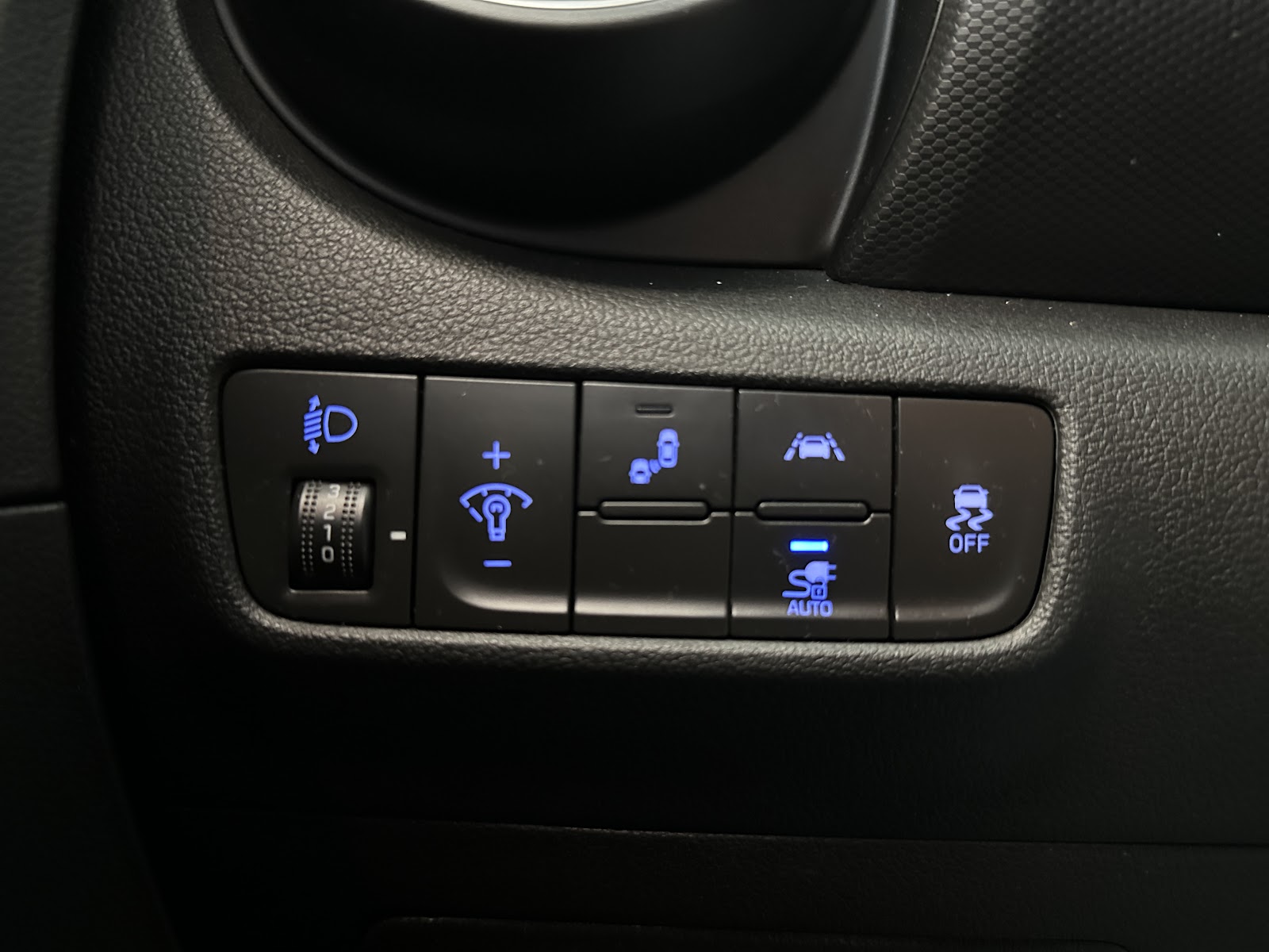 Foto 18 de HYUNDAI KONA 2020 en venta en CSV Motor VALDEFUENTES
