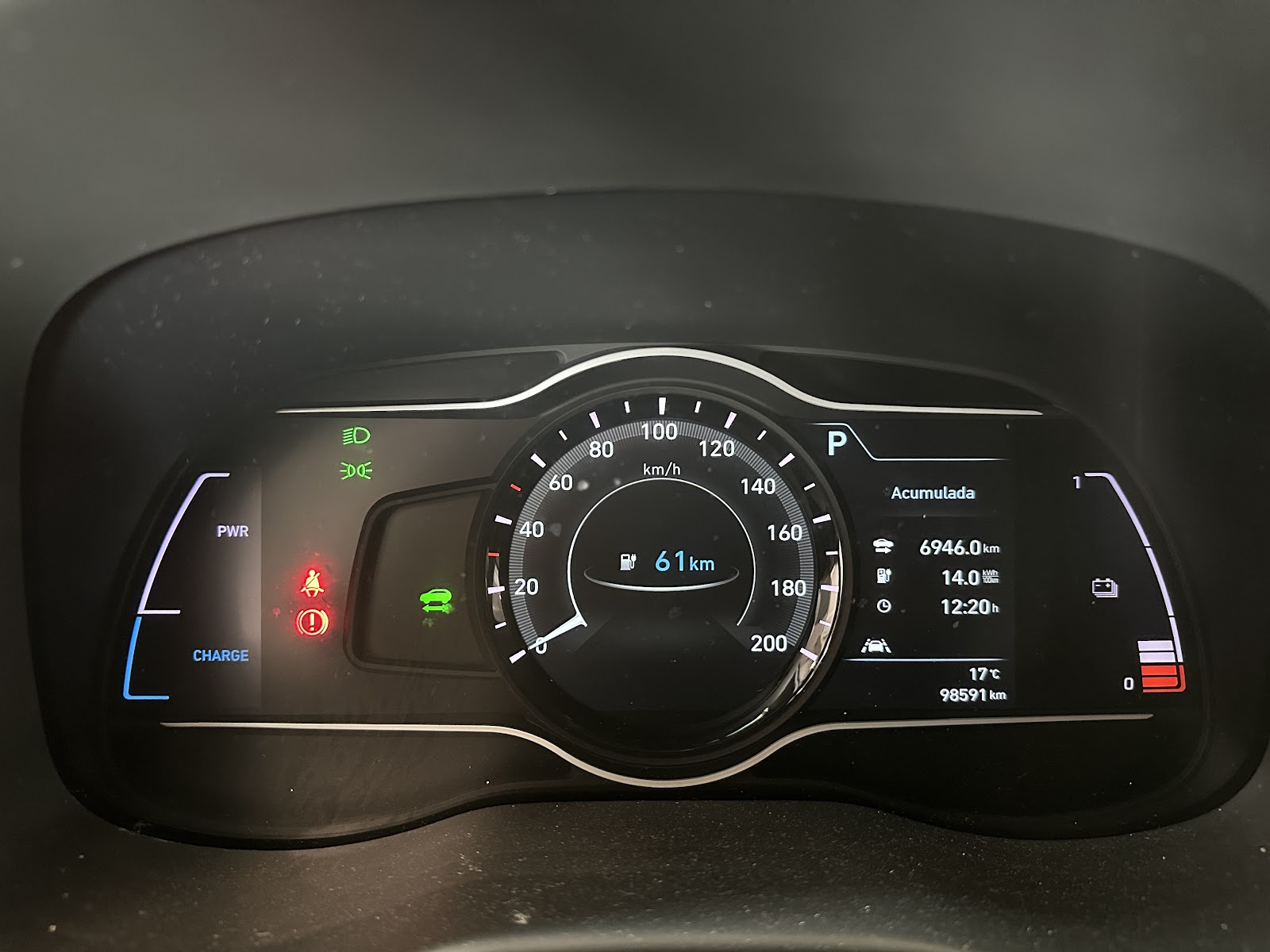 Foto 9 de HYUNDAI KONA 2020 en venta en CSV Motor VALDEFUENTES