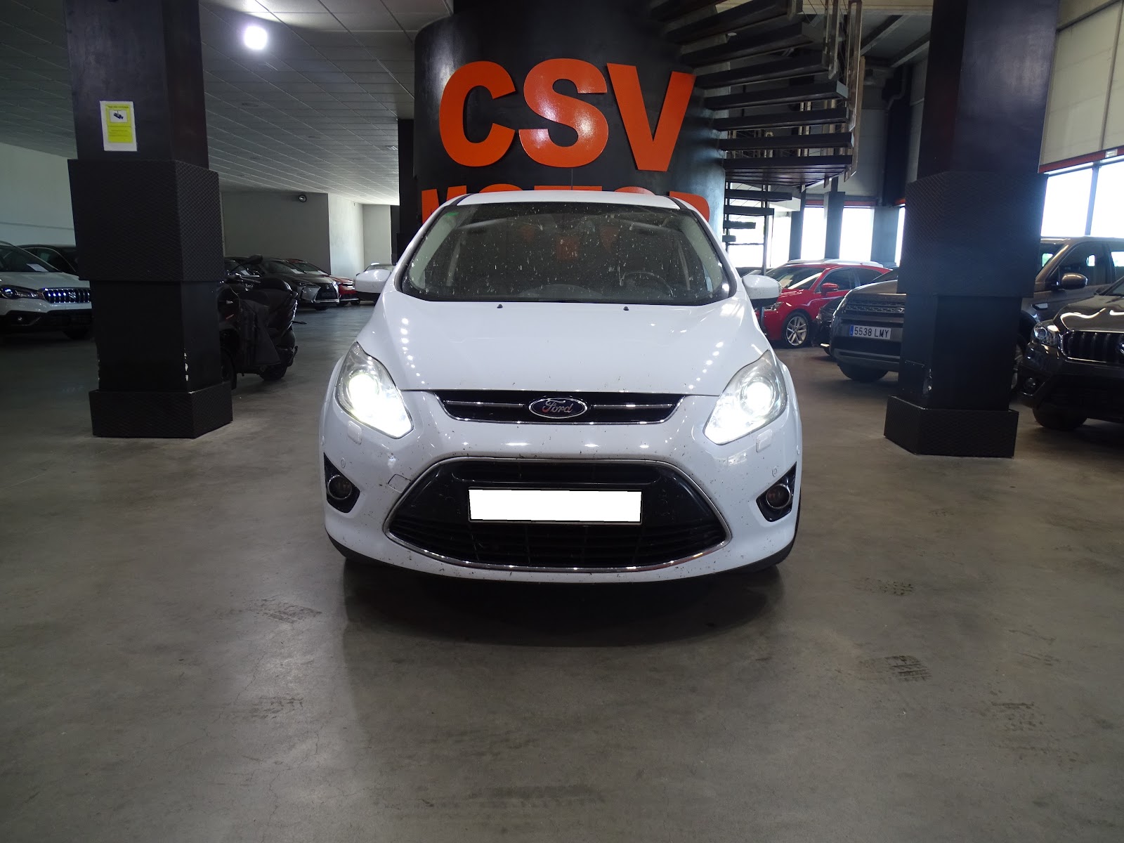 Foto 2 de FORD GRAND C MAX 2023 en venta en CSV Motor
