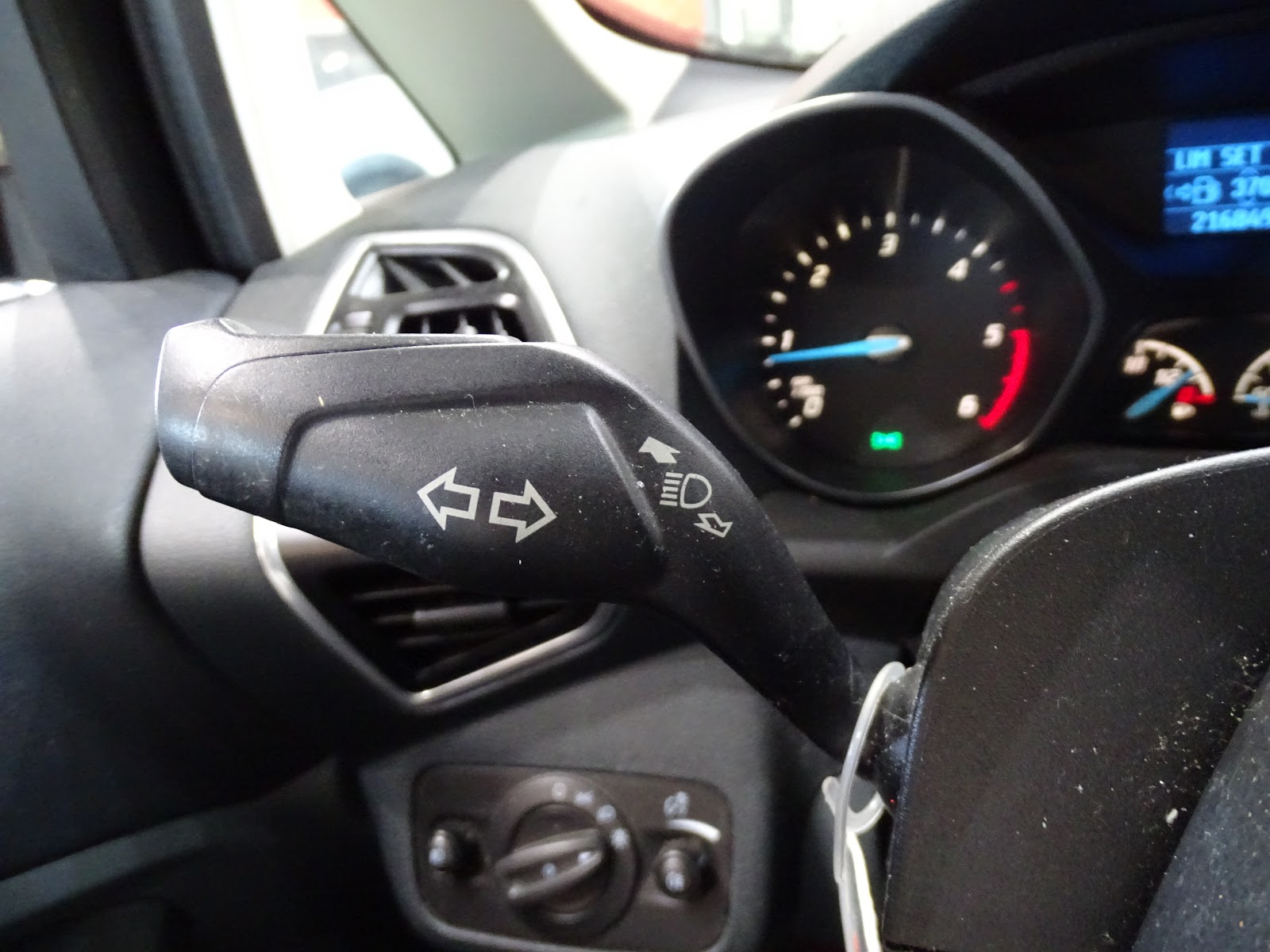 Foto 15 de FORD GRAND C MAX 2023 en venta en CSV Motor