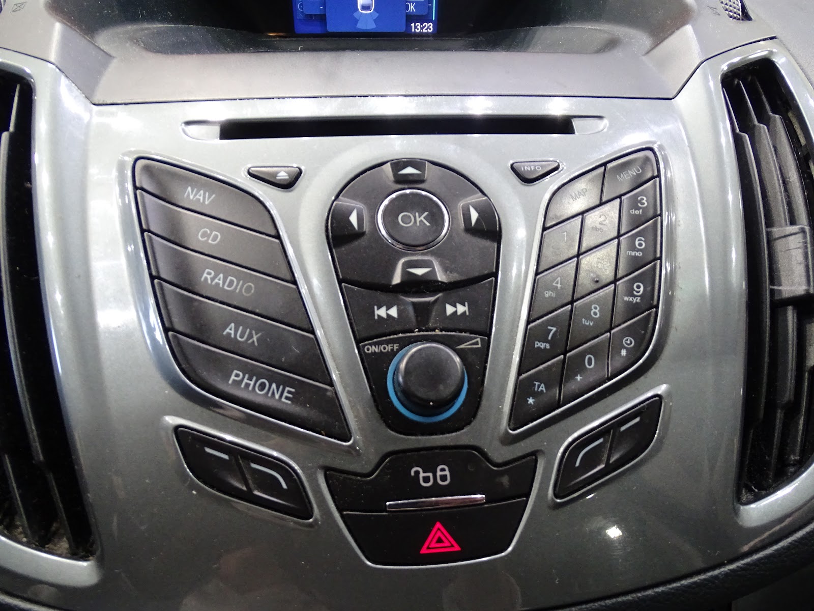 Foto 19 de FORD GRAND C MAX 2023 en venta en CSV Motor