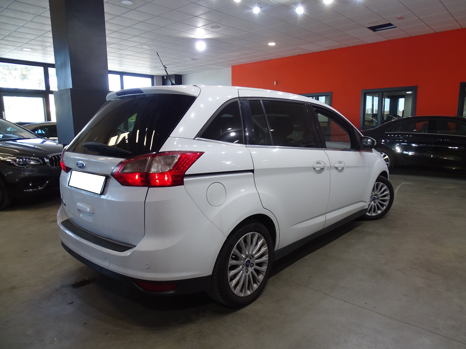 Foto 5 de FORD GRAND C MAX 2023 en venta en CSV Motor