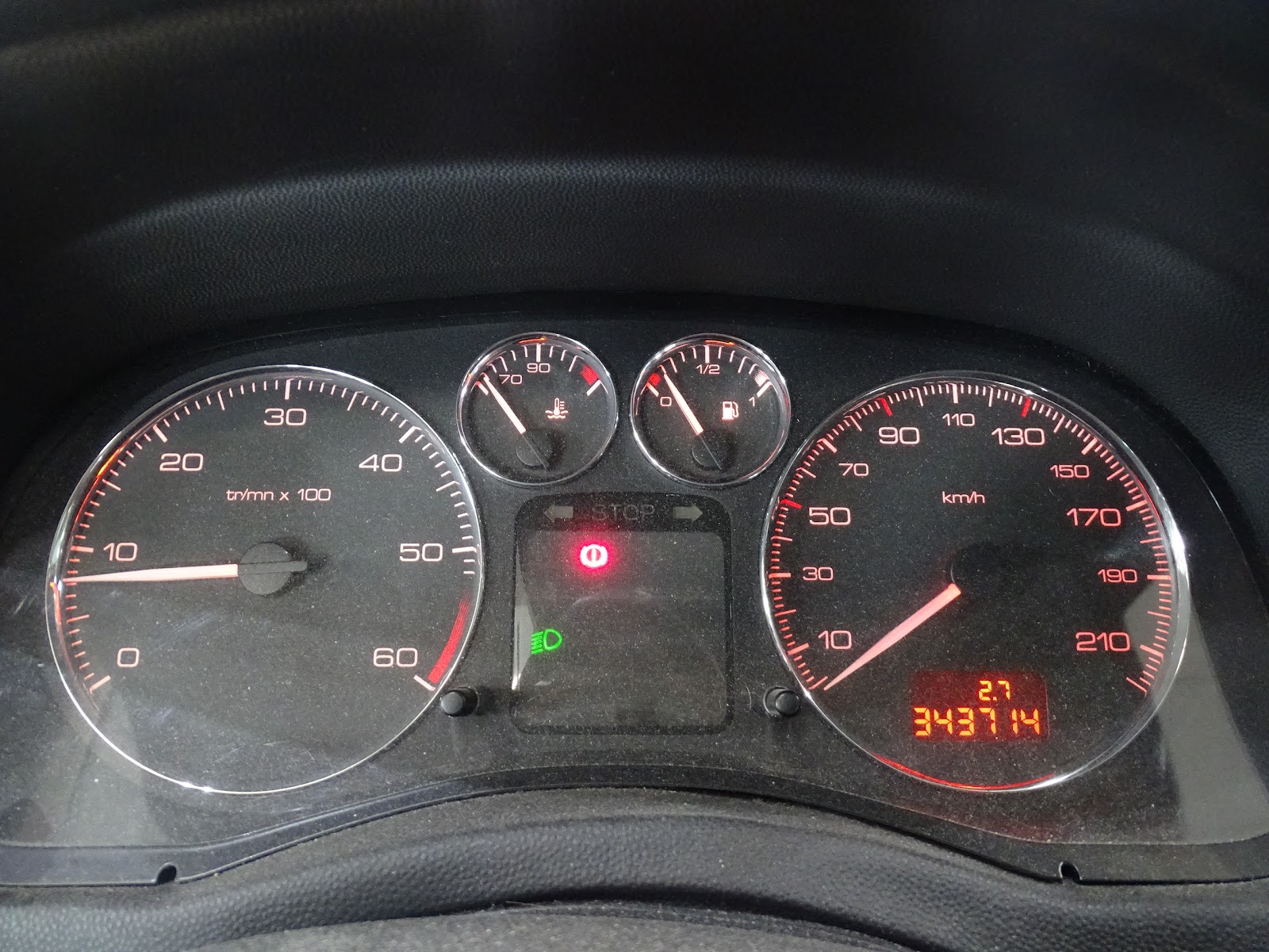 Foto 10 de PEUGEOT 307 2005 en venta en CSV Motor VALDEFUENTES