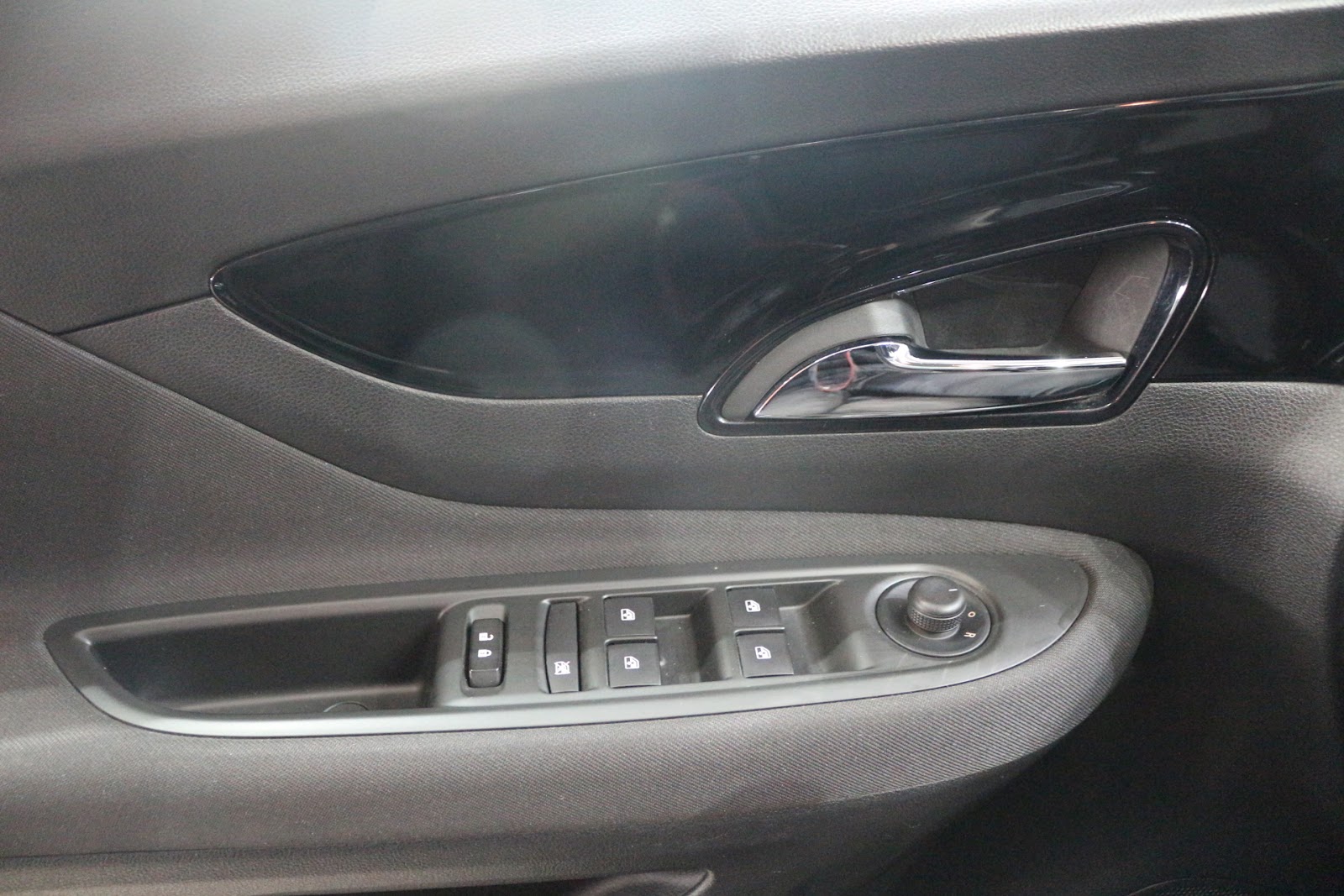 Foto 17 de OPEL MOKKA 2018 en venta en CSV Motor VALDEFUENTES