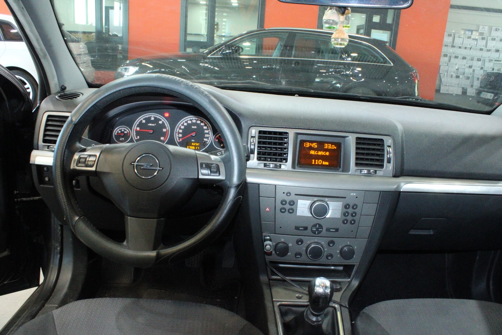 Foto 7 de OPEL VECTRA 2005 en venta en CSV Motor