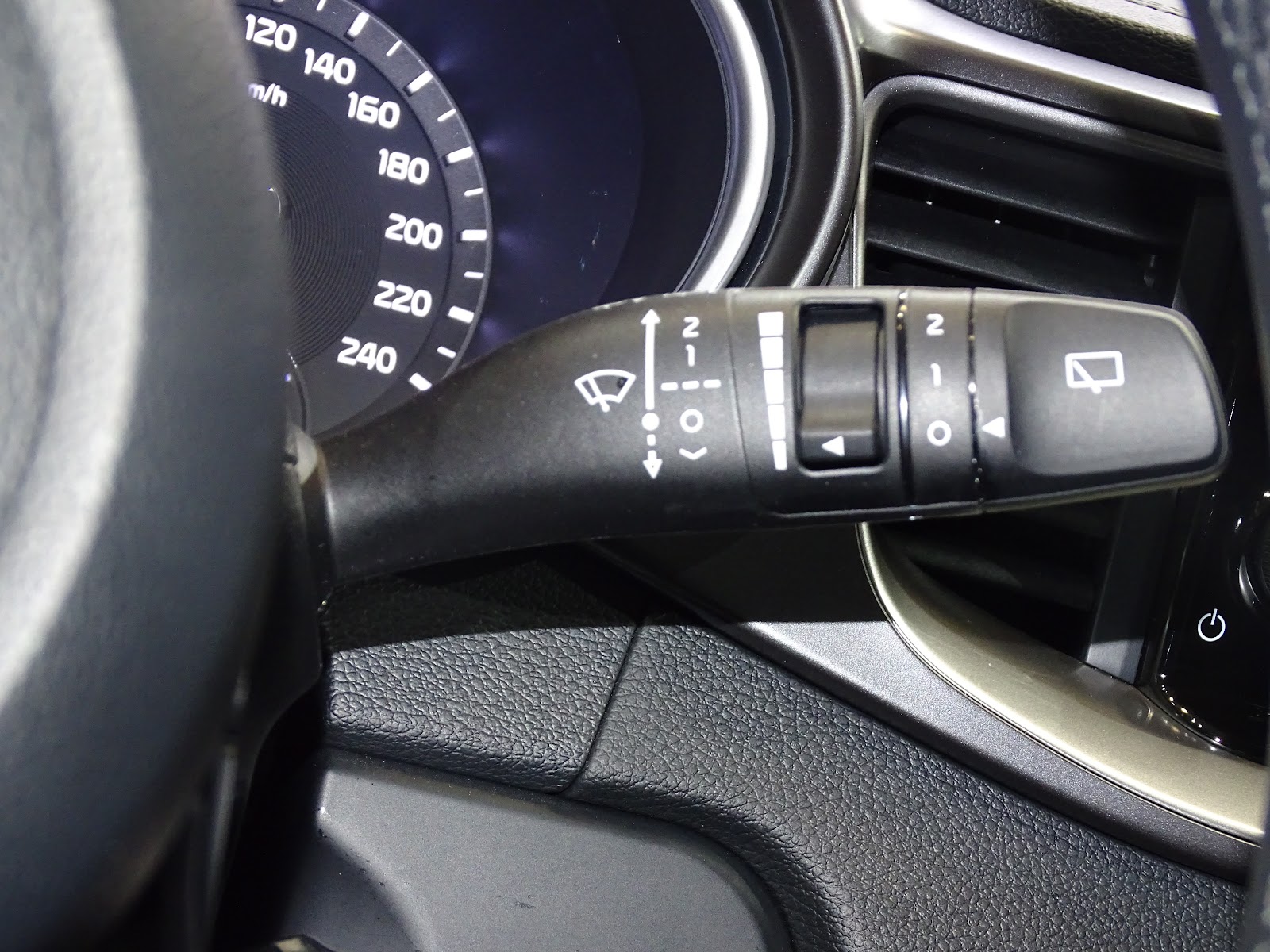 Foto 12 de KIA XCEED 2021 en venta en CSV Motor VALDEFUENTES