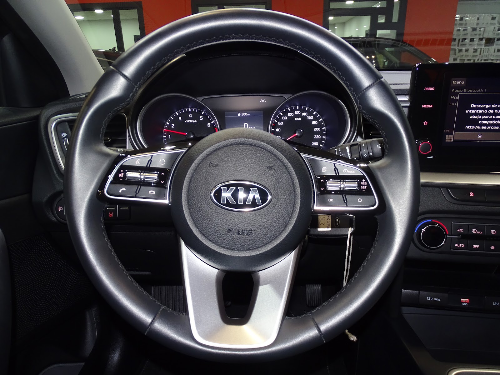 Foto 10 de KIA XCEED 2021 en venta en CSV Motor VALDEFUENTES
