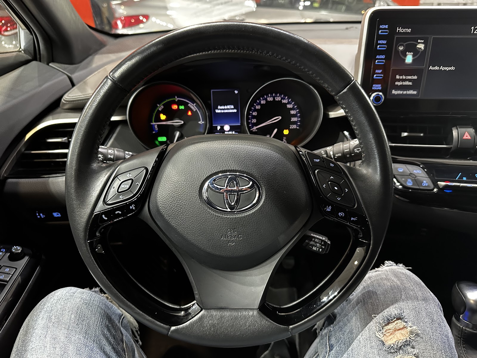 Foto 15 de TOYOTA C-HR 2021 en venta en CSV Motor VALDEFUENTES