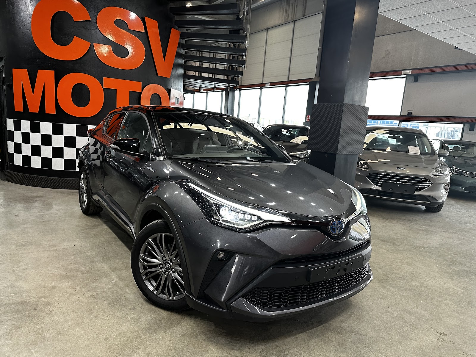 Foto 4 de TOYOTA C-HR 2021 en venta en CSV Motor VALDEFUENTES