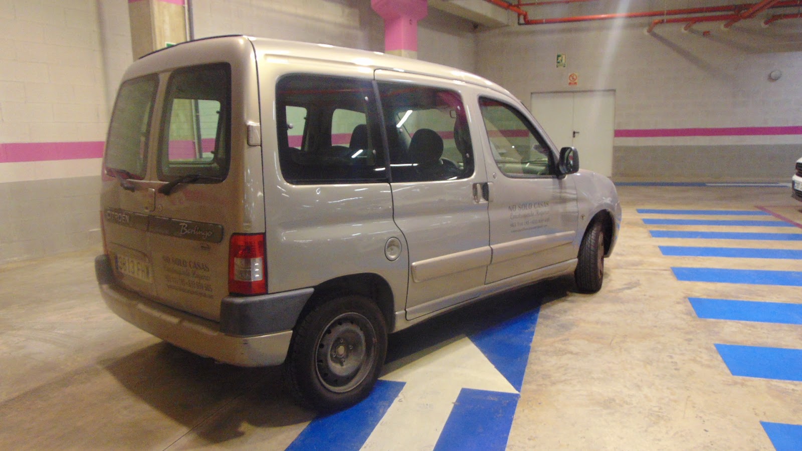 Foto 3 de CITROËN BERLINGO 2006 en venta en CSV Motor VALDEFUENTES