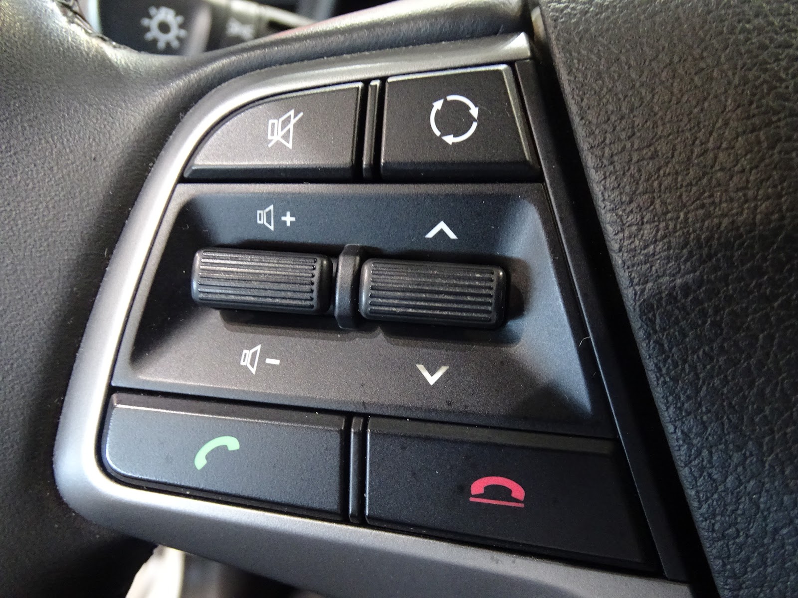 Foto 11 de HYUNDAI ELANTRA 2016 en venta en CSV Motor VALDEFUENTES