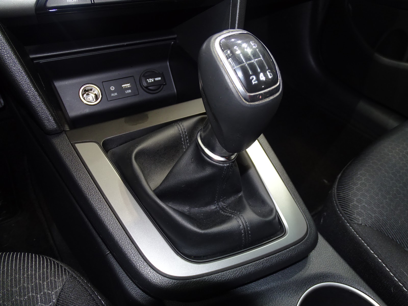 Foto 15 de HYUNDAI ELANTRA 2016 en venta en CSV Motor VALDEFUENTES