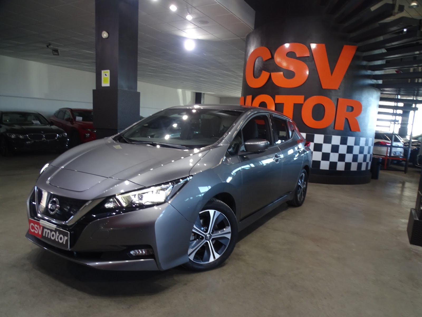 Foto 2 de NISSAN LEAF 2021 en venta en CSV Motor VALDEFUENTES