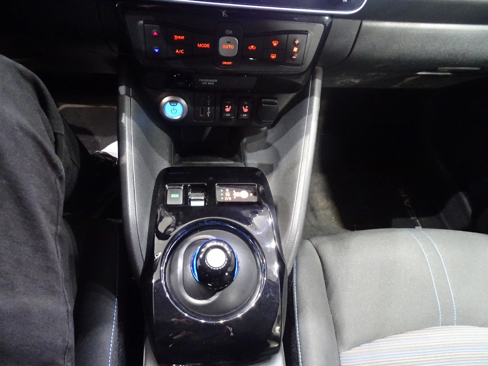 Foto 17 de NISSAN LEAF 2021 en venta en CSV Motor VALDEFUENTES
