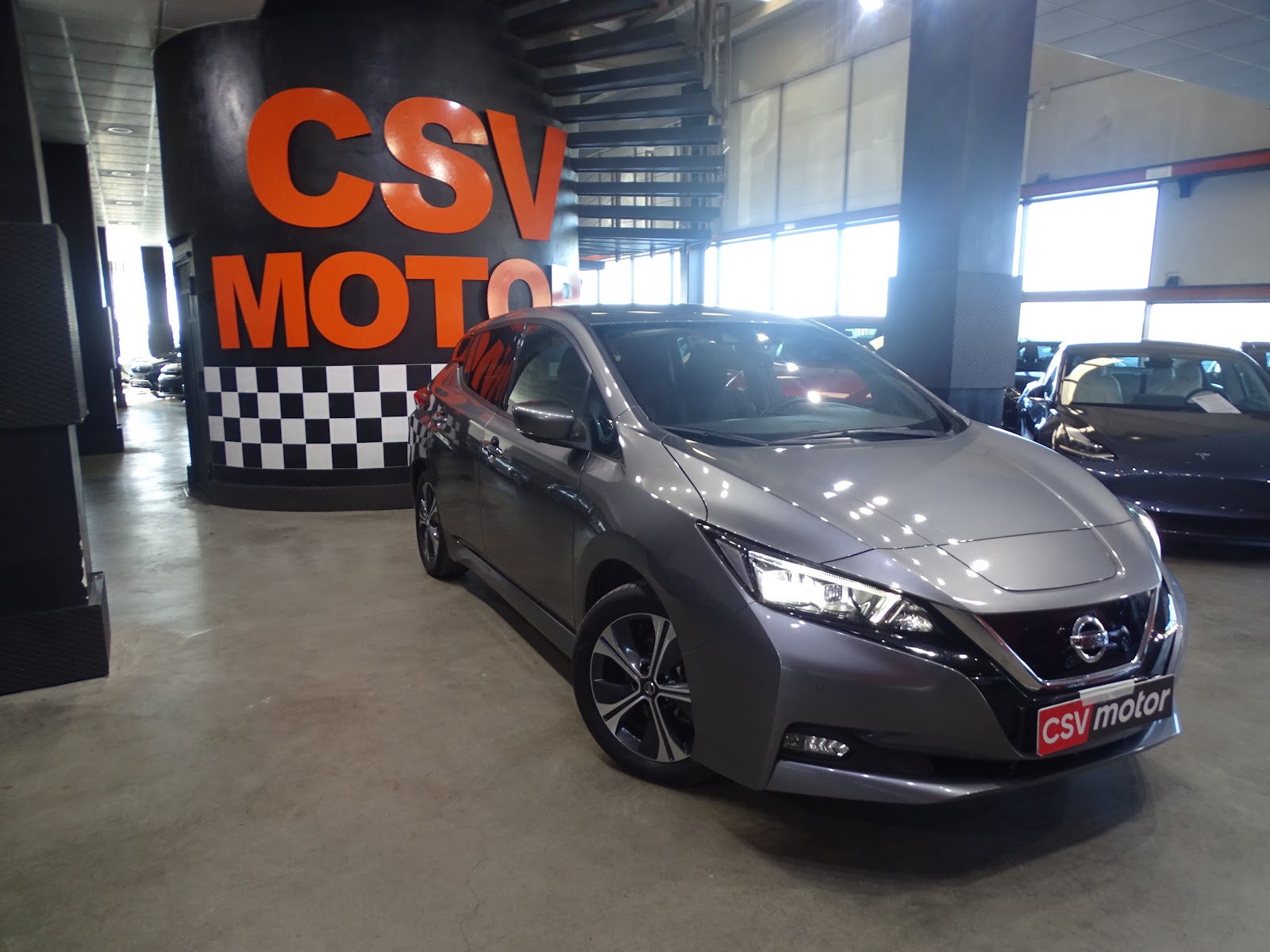 Foto 4 de NISSAN LEAF 2021 en venta en CSV Motor VALDEFUENTES