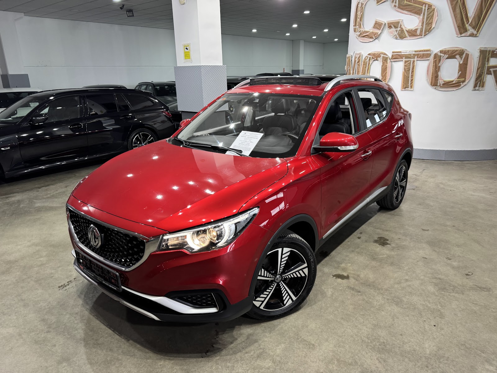 Foto 10 de MG Zs 2021 en venta en CSV Motor VALDEFUENTES · color Rojo Metalizado