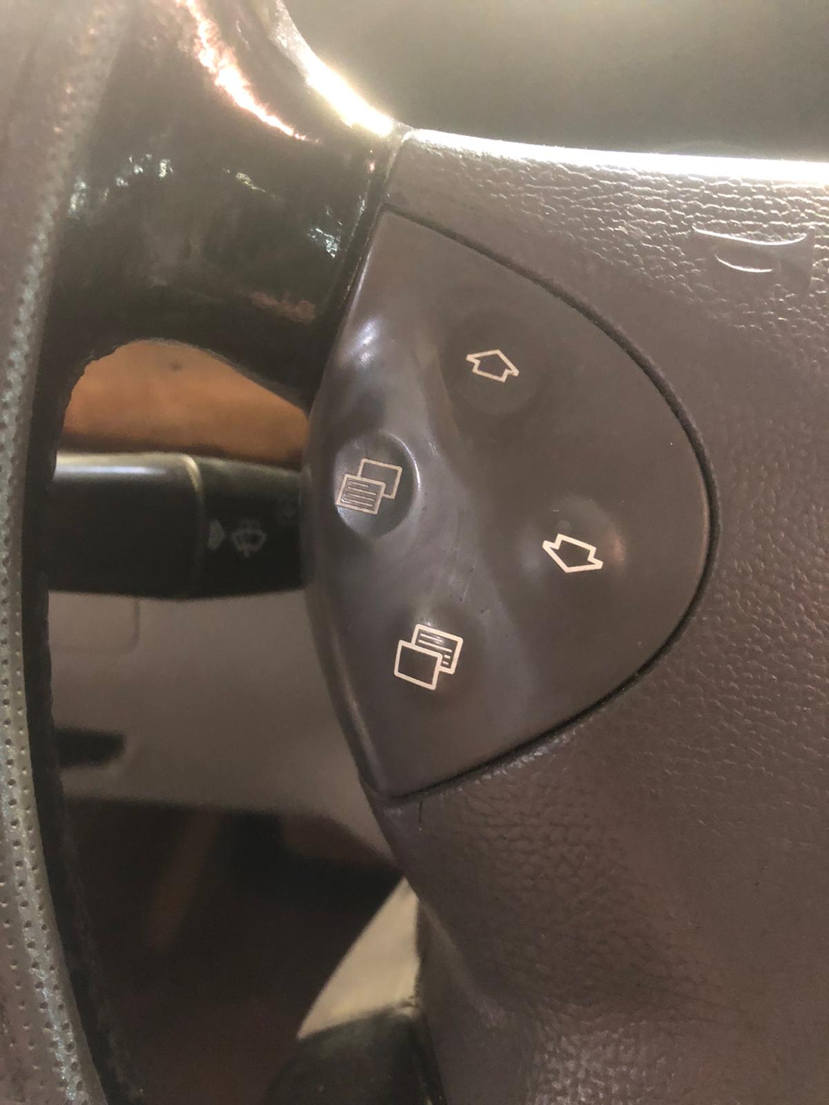 Foto 4 de MERCEDES CLASE E 2002 en venta en CSV Motor VALDEFUENTES