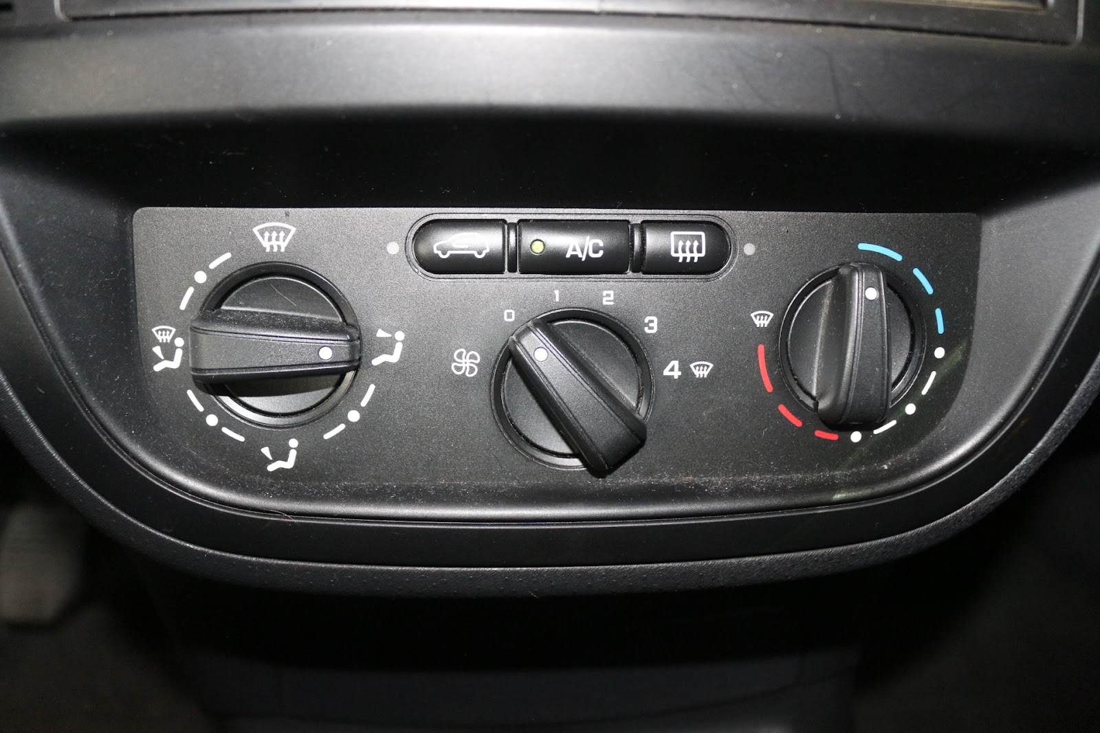Foto 18 de CITROËN C2 2007 en venta en CSV Motor VALDEFUENTES